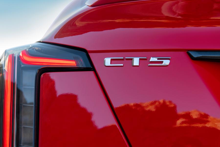 Детали экстерьера Cadillac CT5-V 2019 года  (фото 15 из 33)